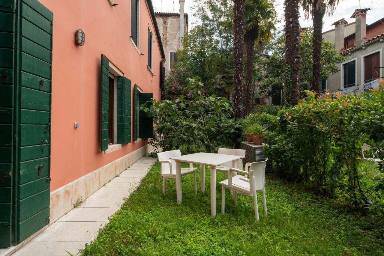 Garden Apartment Venice Exterior photo