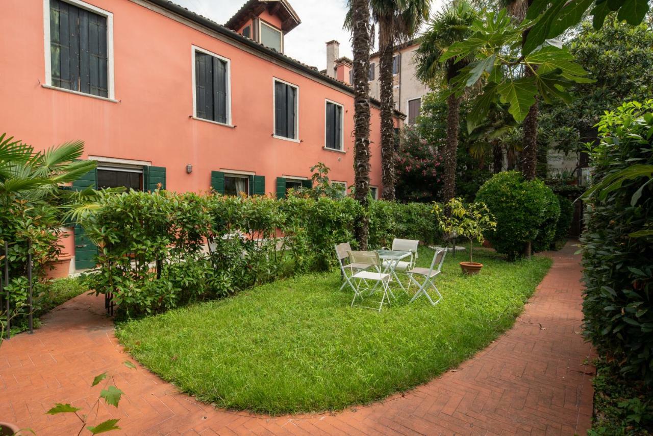 Garden Apartment Venice Exterior photo